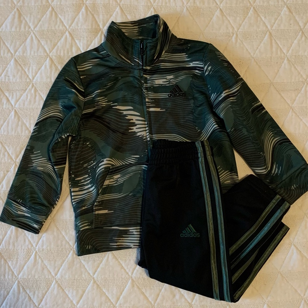 Adidas- green and black toddler sportswear set